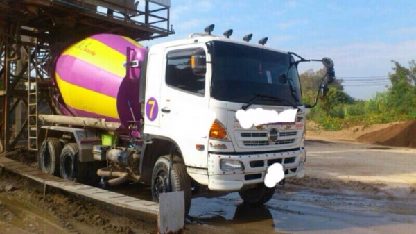 ขายสิบล้อHINOMAGAชีรี500เครือง344ปี57รถโม้ปูน7คิวสวยๆๆ