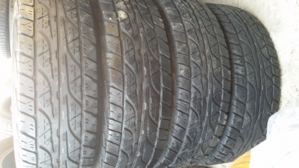 ขายยาง225 70 15 DUNLOP ปี14ชุดละ6800