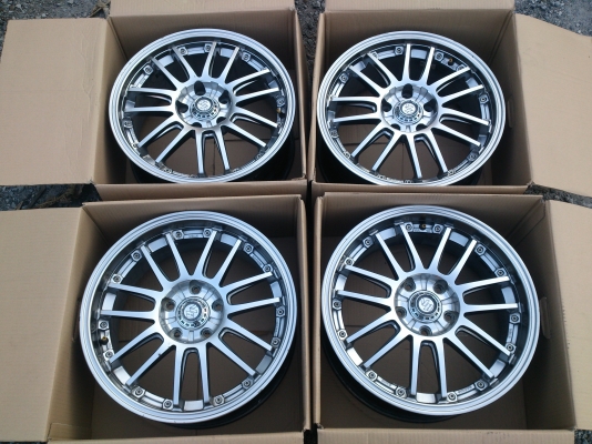 ขายแม็กแต่งขอบ17 5ร114 กว้าง7.5 ออฟ+42 หน้าตื้นหลังลึก สวยๆจำนวน 4 วง