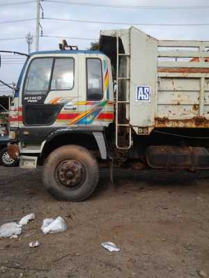 ขาย รถบรรทุก 10 ล้อ HINO FM3M 2 เพลา 240 แรง