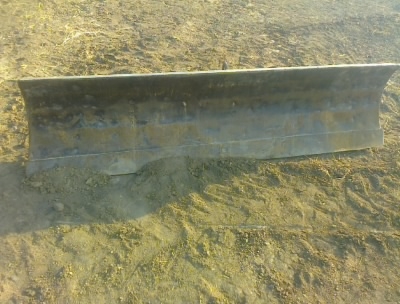 ขายใบดันหน้ารถไถFord  7ฟุต  ใบดันอย่างเดียวเหมาะสำหรับรถไถเพลาเดียว สภาพสวยสนใจ0810076640