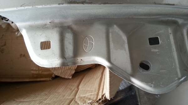 แก้มบังโคลนหน้าขวา วีโก้แช้มป์ ของแท้มือสองงานเคาะซ่อม