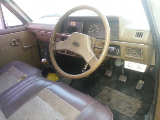 เดิมคักๆๆ Ford courier เดิมคักๆๆ Ford courier