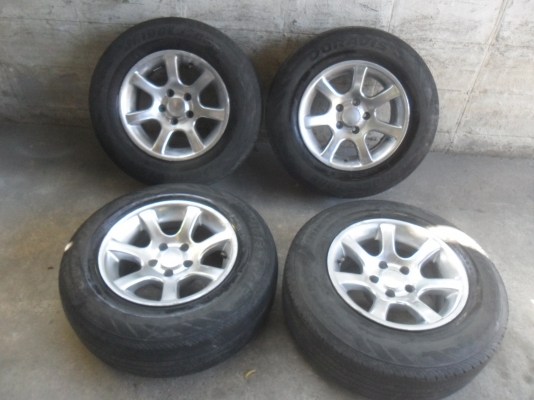 โปรแร๊ง ล้อแม็ก 15นิ้ว 5รู114 พร้อมยาง สวยๆ 4 ล้อ ราคา 5900 บาท