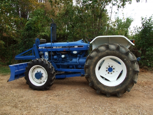 รถไถฟอร์ด 6610 4WD สภาพดี