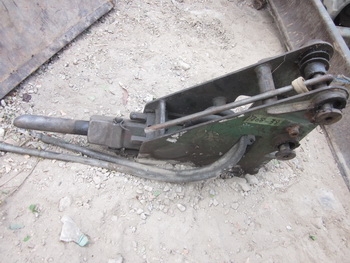 มาอีกตัวครับ - หัวกระแทก หัวเจาะ breaker สำหรับรถขุด แบคโฮ PC 30 -40 สภาพสวย มือสองญี่ปุ่น ใช้งานมาน้อย มาอีกตัวครับ - หัวกระแทก หัวเจาะ breaker สำหรับรถขุด แบคโฮ PC 30 -40 สภาพสวย มือสองญี่ปุ่น ใช้งานมาน้อย