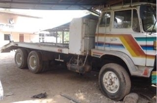 ขายด่วน NISSAN UD 195 HP PD6 สิบล้อ 2 เพลา เทรลเลอร์ท้ายลาดขึ้นรถแบ็คโฮร PC 200 ได้เลยครับไม่มีปัญหา เหล็กบีมอย่างดีแข็งแกร่งมากครับ ช่วงล่าง 2 เพลามีสโลว์ลากได้สบายเลยครับ เครื่องแน่นดี หัวเก๋ง KT925 ลงเล่มครบ พวงมาลัยเพาเวอร์ เบรคทริ๊ปฟี้ คัชซีไม่มีบวม