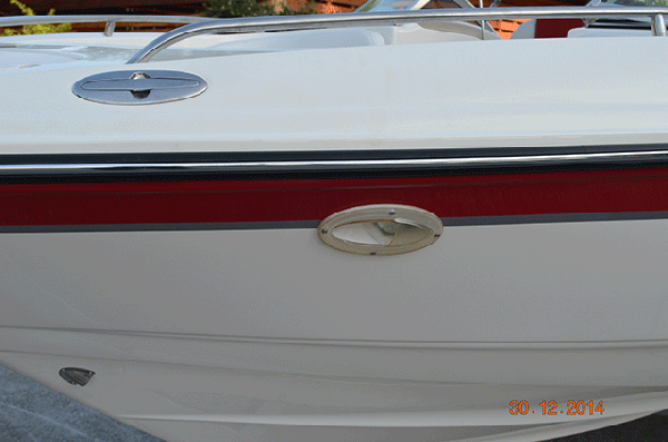 Chaparral 196 5.0L 2003 (19.6 feet) 235 hp