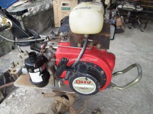 เครื่องพรวนดิน    MARUYAMA    MC-10V  รหัสสินค้า : 14002163   หรือเพิ่มเติมไดที่ www.nihonmono.com