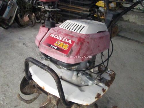 เครื่องพรวนดิน    HONDA     F210   รหัสสินค้า : 14002167   หรือเพิ่มเติมไดที่ www.nihonmono.com