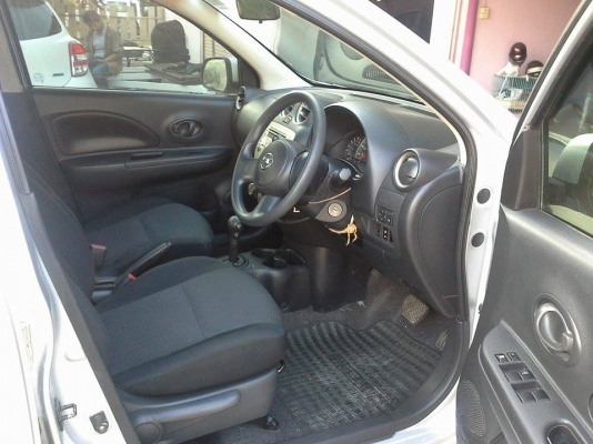 ขายนิสสันมาร์ช ปี 10 ออโต้ 219,000 บาท