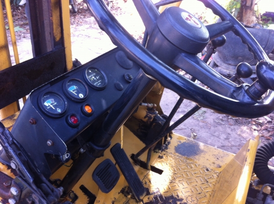 รถโฟล์คลิฟท์  MITSUBISHI  FD 15