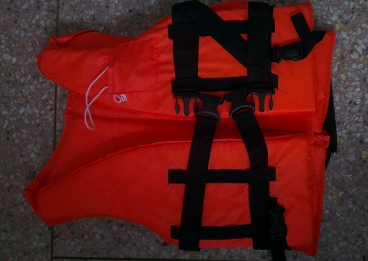 ขายเสื้อชูชีพของใหม่ครับ  ตรงตามมาตรฐานความปลอดภัย