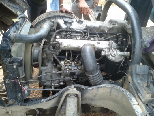 ขายรถบรรทุก6ล้อดั้ม