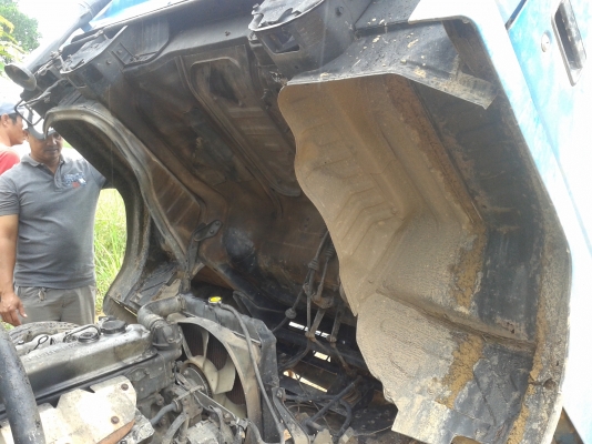 ขายรถบรรทุก6ล้อดั้ม