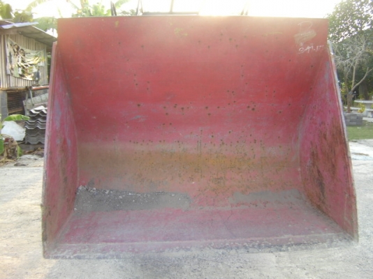 ตอนรับปีใหม่ ขาย รถตักโคมัสซุ เก่านอกสภาพพร้อมใช้ รุ่น SG10 เครื่องเบนซิน ราคา 135,000[km