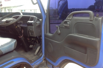 หกล้อ ISUZU NPR130โบว์ รถห้างปี48 รถบรรทุกหมูค็อกเลส2ชั้นท้ายรีปไฮโรลิกค์ สภาพดีพร้อมใช้งาน ทะเบึยนพร้อมโอน