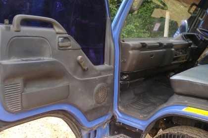 หกล้อ ISUZU NPR130โบว์ รถห้างปี48 รถบรรทุกหมูค็อกเลส2ชั้นท้ายรีปไฮโรลิกค์ สภาพดีพร้อมใช้งาน ทะเบึยนพร้อมโอน