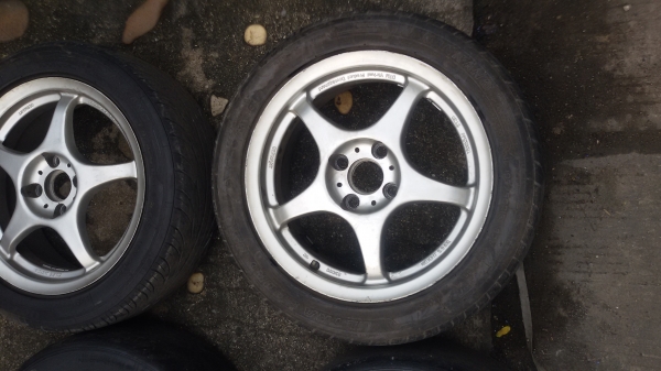 ล้อแมก3800แถมยางครับ