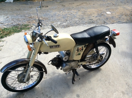 รถมอเตอร์ไซค์โบราณ ( ^__^ )