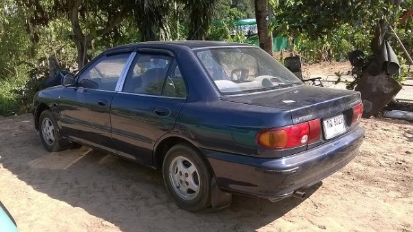 ขาย Mitsu Lancer ปี 95 เครื่องหัวฉีด  เครื่องดี เกียร์พังออร์โต้