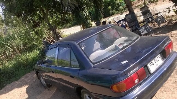 ขาย Mitsu Lancer ปี 95 เครื่องหัวฉีด  เครื่องดี เกียร์พังออร์โต้