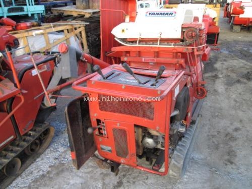 เครื่องนวดข้าว    YANMAR    PK50  รหัสสินค้า : 13001489   หรือเพิ่มเติมไดที่ www.nihonmono.com