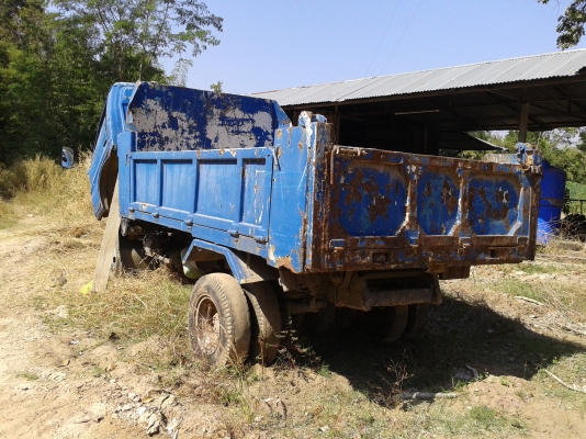 ขายisuzu ks ดั้มวางเครื่องEH700 ขายisuzu ks ดั้มวางเครื่องEH700