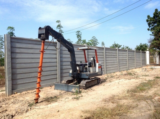 รับทำรั้วสำเร็จรูป และให้เช่าเครื่องจักรสำหรับงานก่อสร้างรั้ว