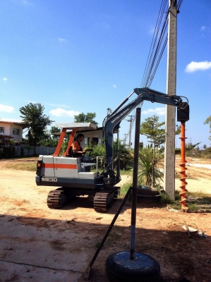 รับทำรั้วสำเร็จรูป และให้เช่าเครื่องจักรสำหรับงานก่อสร้างรั้ว