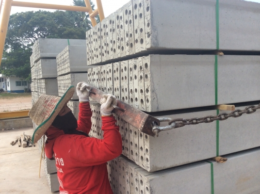 รับทำรั้วสำเร็จรูป และให้เช่าเครื่องจักรสำหรับงานก่อสร้างรั้ว