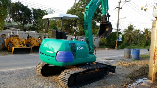 ขาย รถขุด KOMATSU รุ่น PC40-7- แทร็กเหล็ก มือสองญี่ปุ่น ขาย รถขุด KOMATSU รุ่น PC40-7- แทร็กเหล็ก มือสองญี่ปุ่น