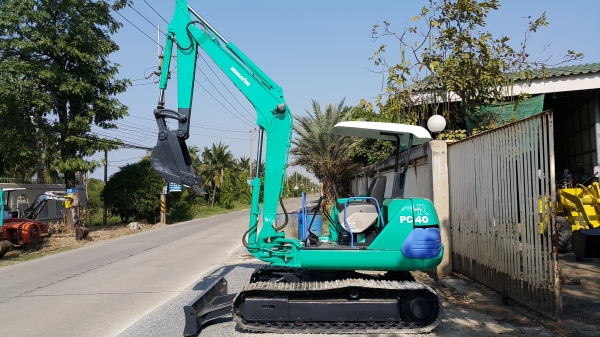 ขาย รถขุด KOMATSU รุ่น PC40-7- แทร็กเหล็ก มือสองญี่ปุ่น ขาย รถขุด KOMATSU รุ่น PC40-7- แทร็กเหล็ก มือสองญี่ปุ่น