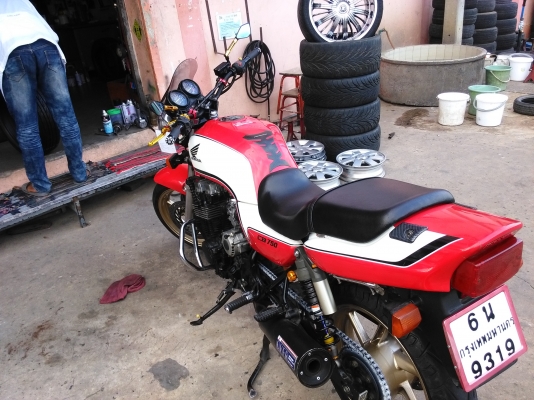 ขาย cb750f2n ราคา 75000 คับ เอกสารอินวอย หน้าเล่ม ใบต่อภาษี