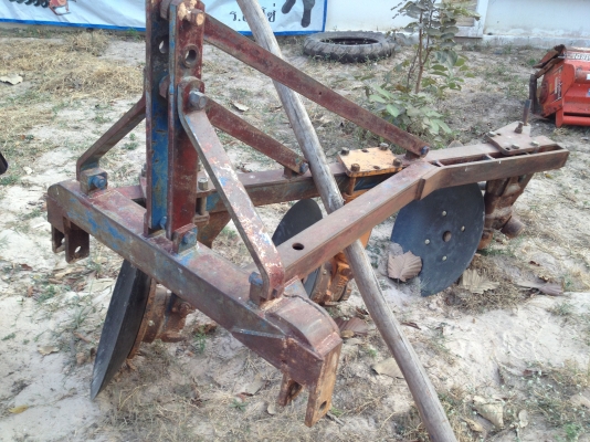 ==>ขายผาน 3 ยี่ห้อ CMTสำหรับรถไถ ford ==>ขายผาน 3 ยี่ห้อ CMTสำหรับรถไถ ford