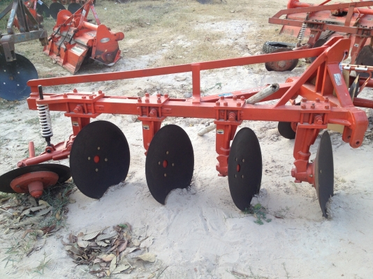 ==>ขายผานบุกเบิกตราช้าง DP224F