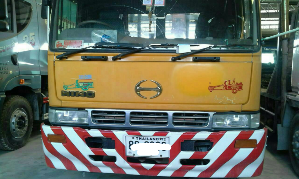 ขายรถบรรทุก 10 ล้อหัวลาก HINO หัวเปอร์เฟีย มี 4 หัว คันที่1.345 แรงม้า 1 หัว คันที่2.320 แรงม้า 1 หัว คันที่ 3กับ4 270 แรงม้า ราคาหัวละ 650000