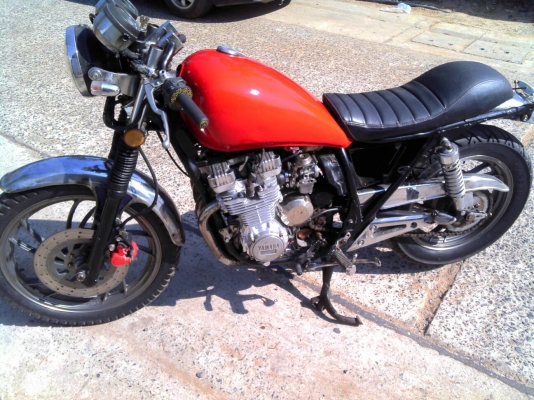 ขาย jx400 สภาพตามรูป เองสารอินวอย ใบหน้าเล่ม ถูกๆคับ