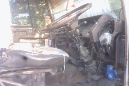 MITSUBISHI FUSO FN 215 - 165 HP 6D14 สิบล้อเพลาเดียว เทรลเลอร์ท้ายลาดขึ้นแบ็คโคร PC 200 และหางพับไฮดรอลิกส์ขึ้นรถเกี่ยวข้าวได้เลยครับ รถสวยมากครับ ภายในเก๋งคอนโซลสวยครบ พวงมาลัยเพาเวอร์ ช่วงล่างคัชซีสวยเดิมๆ พร้อมบรรทุกพร้อมใช้งานได้เลย ราคาต่อรองได้ครับ MITSUBISHI FUSO FN 215 - 165 HP 6D14 สิบล้อเพลาเดียว เทรลเลอร์ท้ายลาดขึ้นแบ็คโคร PC 200 และหางพับไฮดรอลิกส์ขึ้นรถเกี่ยวข้าวได้เลยครับ รถสวยมากครับ ภายในเก๋งคอนโซลสวยครบ พวงมาลัยเพาเวอร์ ช่วงล่างคัชซีสวยเดิมๆ พร้อมบรรทุกพร้อมใช้งานได้เลย ราคาต่อรองได้ครับ