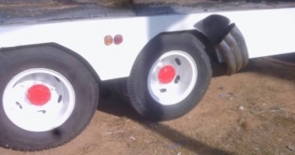 MITSUBISHI FUSO FN 215 - 165 HP 6D14 สิบล้อเพลาเดียว เทรลเลอร์ท้ายลาดขึ้นแบ็คโคร PC 200 และหางพับไฮดรอลิกส์ขึ้นรถเกี่ยวข้าวได้เลยครับ รถสวยมากครับ ภายในเก๋งคอนโซลสวยครบ พวงมาลัยเพาเวอร์ ช่วงล่างคัชซีสวยเดิมๆ พร้อมบรรทุกพร้อมใช้งานได้เลย ราคาต่อรองได้ครับ MITSUBISHI FUSO FN 215 - 165 HP 6D14 สิบล้อเพลาเดียว เทรลเลอร์ท้ายลาดขึ้นแบ็คโคร PC 200 และหางพับไฮดรอลิกส์ขึ้นรถเกี่ยวข้าวได้เลยครับ รถสวยมากครับ ภายในเก๋งคอนโซลสวยครบ พวงมาลัยเพาเวอร์ ช่วงล่างคัชซีสวยเดิมๆ พร้อมบรรทุกพร้อมใช้งานได้เลย ราคาต่อรองได้ครับ