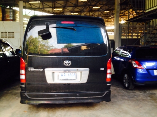 ขาย รถตู้ Toyota Ventury รุ่นV ปี2011 สีดำ ประกอบนอก เกียร์ออโต้ ไมล์ 22,000 กิโลแท้
