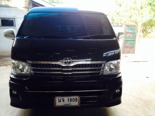 ขาย รถตู้ Toyota Ventury รุ่นV ปี2011 สีดำ ประกอบนอก เกียร์ออโต้ ไมล์ 22,000 กิโลแท้
