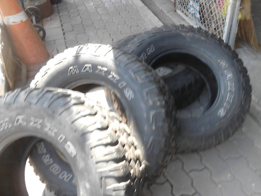 265/75R16 MAXXIS BIGHORN  ชุด 4 ล้อ  TEL.081-427-3941