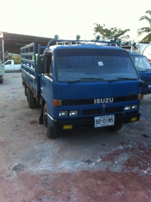 ขายสด  ผ่อน NPR 59LU5  เครื่องแน่น 115 แรงม้า ดาวน์ 100000