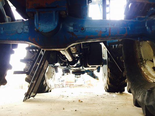 ขาย !!! รถไถ FORD 8240 (2เพลา) รถนอก มีเอกสาร สภาพพร้อมใช้ ไฟฟ้าครบ ขาย !!! รถไถ FORD 8240 (2เพลา) รถนอก มีเอกสาร สภาพพร้อมใช้ ไฟฟ้าครบ