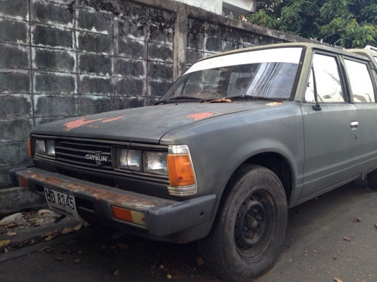 ขาย dutsun 720 4ประตู ขาย dutsun 720 4ประตู