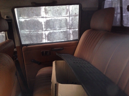 ขาย dutsun 720 4ประตู ขาย dutsun 720 4ประตู