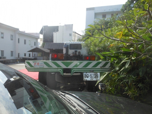 ขายรถ10 ล้อบรรทุกน้ำ Isuzu 270 แรงม้า 3 เพลา