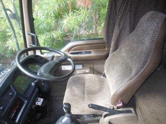 ขายรถ10 ล้อบรรทุกน้ำ Isuzu 270 แรงม้า 3 เพลา