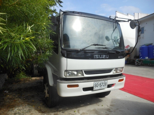ขายรถ10 ล้อบรรทุกน้ำ Isuzu 270 แรงม้า 3 เพลา
